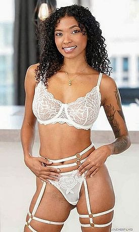 Barbie Reyes